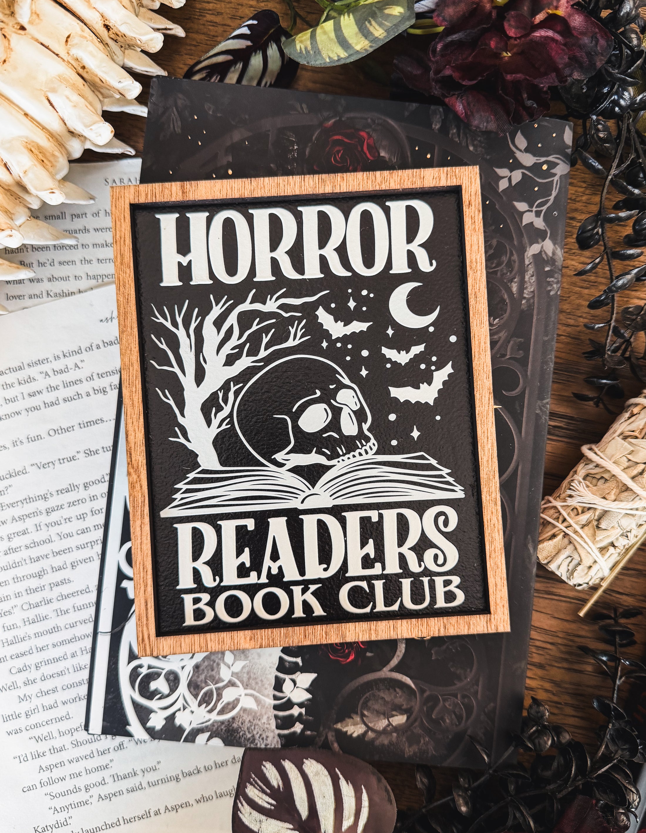 Horror Readers' Book Club Shelf Sign