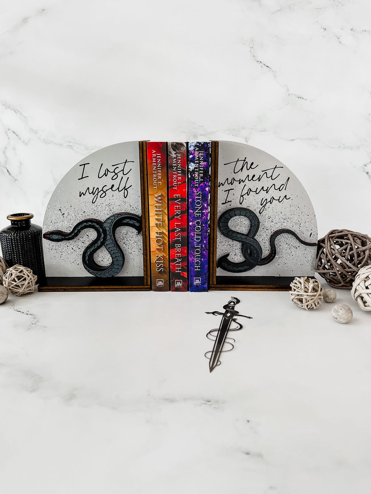 Kiss Bookends Razor White Hot Kiss - Roth Bookends – firedrakeartistry