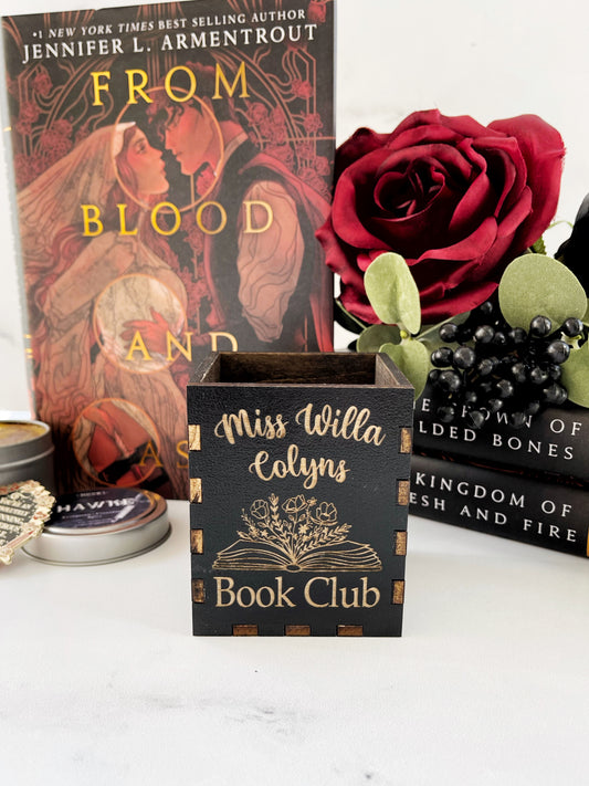 *RETIRED* Miss Willa Colyns Bookmark Holder - firedrakeartistry